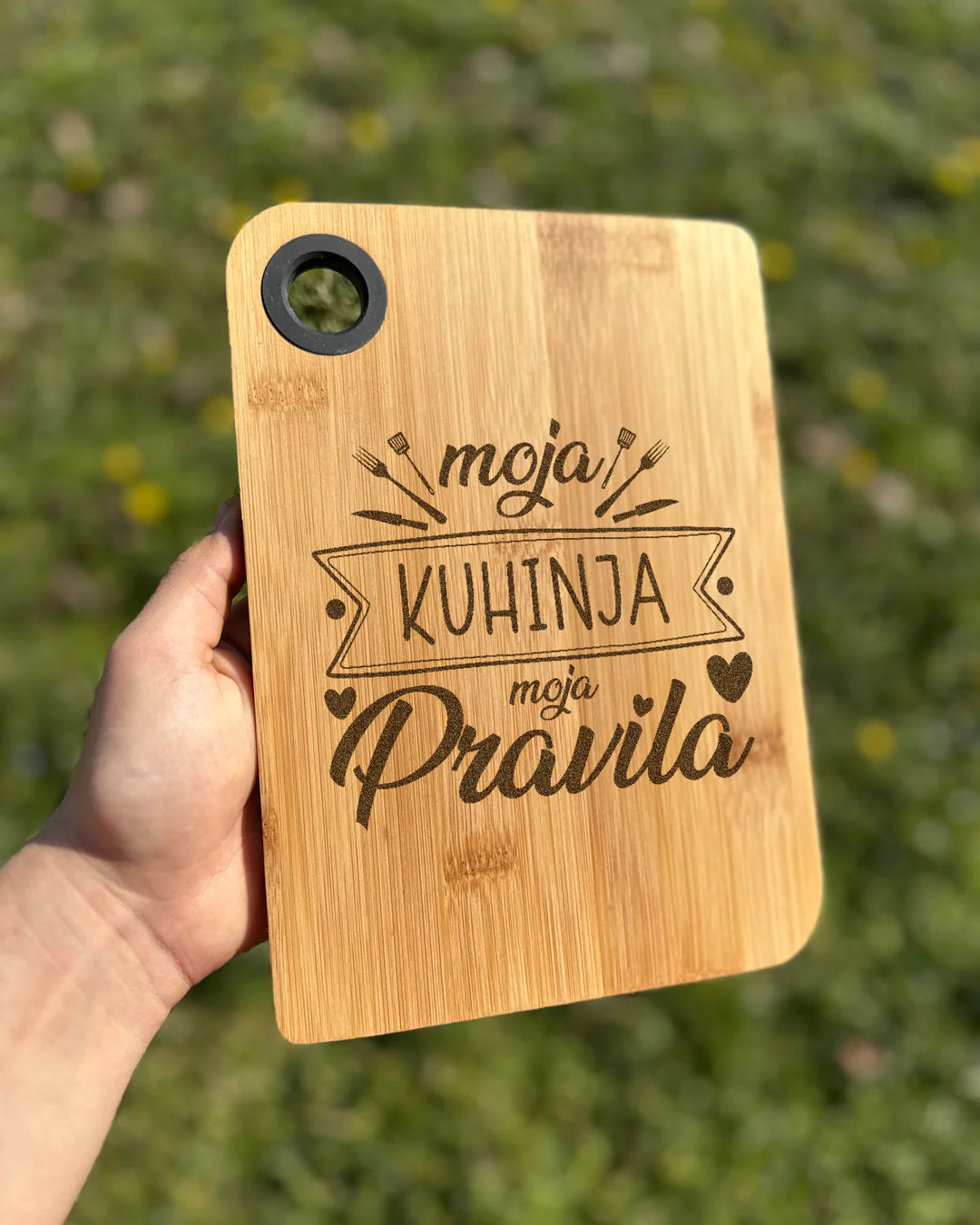 Izgravirana poklon kuhinjska daska moja kuhinja moja pravila