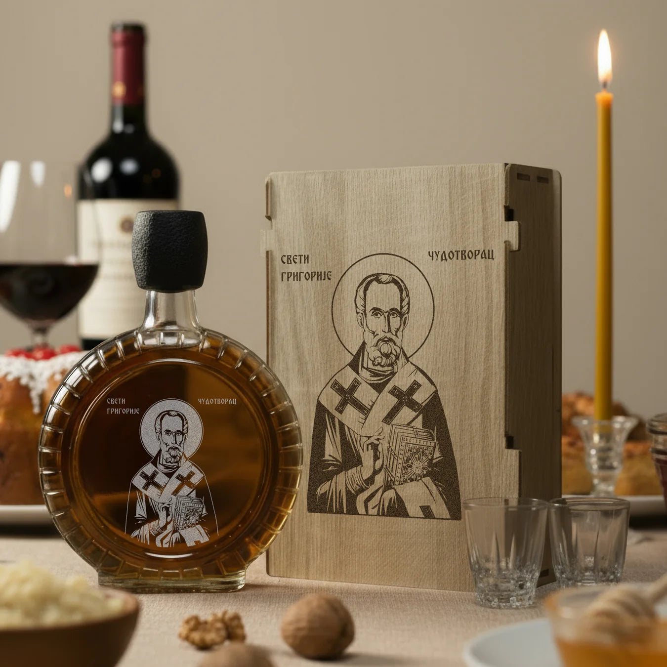 Slavski poklon Sveti Grigorije Čudotvorac, izgravirana kutija sa čuturom za rakiju i dve čašice