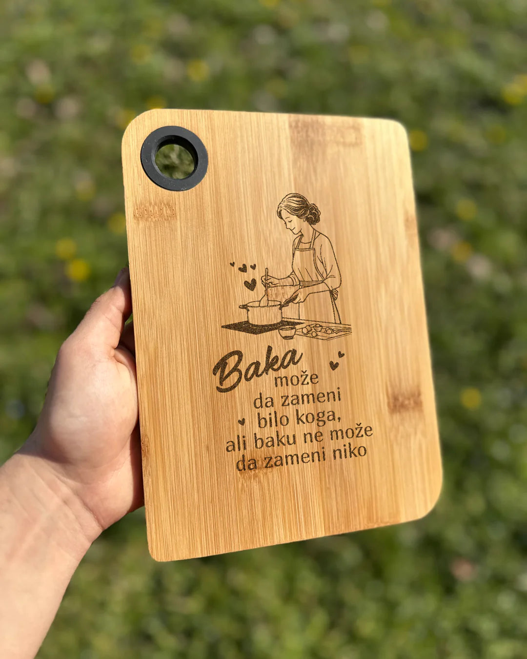 Bambus kuhinjska daska baka može da zameni bilo koga ali baku ne može da zameni niko