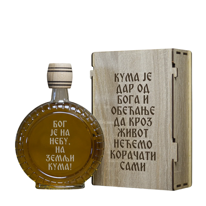 Poklon za kumu, izgravirana kutija sa čuturom za rakiju