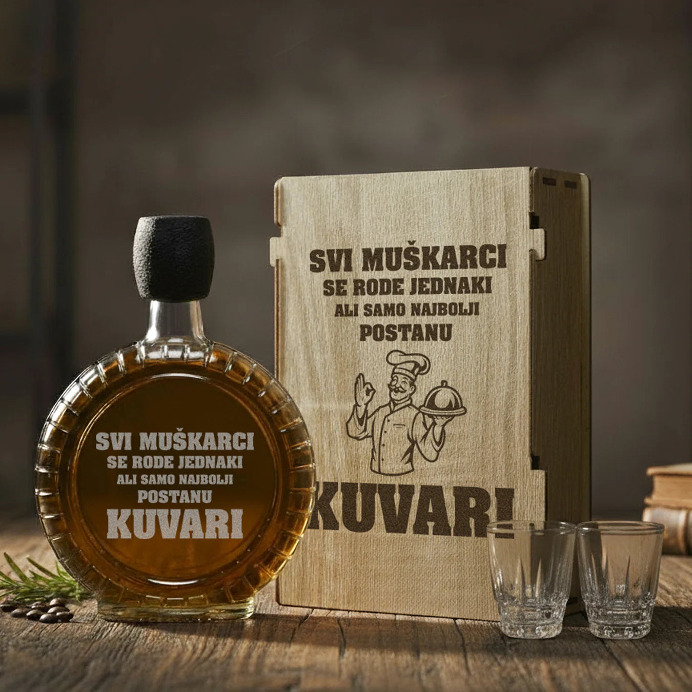 Poklon za Kuvare, izgravirana kutija sa čuturom za rakiju i dve čašice