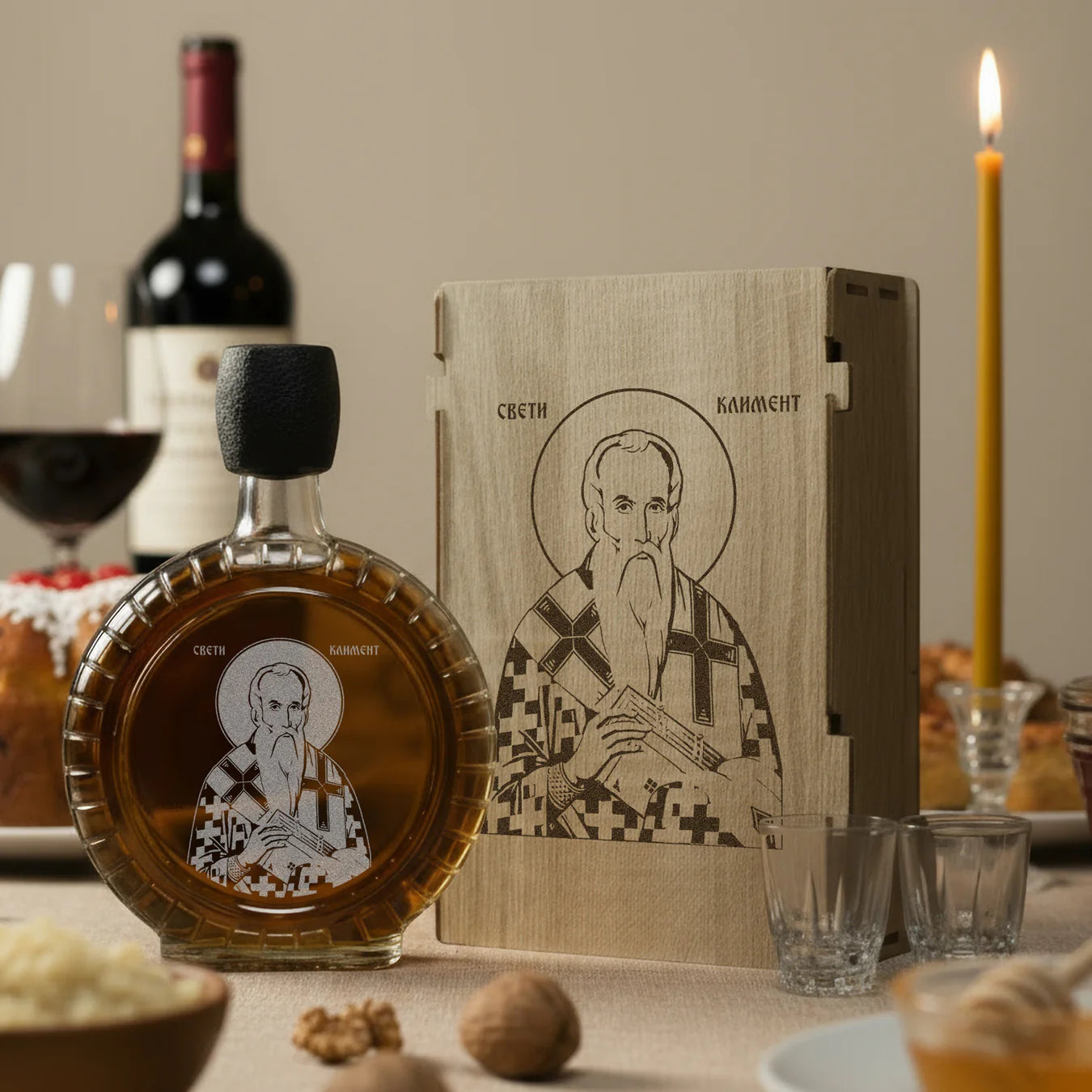 Slavski poklon Sveti Kliment, izgravirana kutija sa čuturom za rakiju i dve čašice