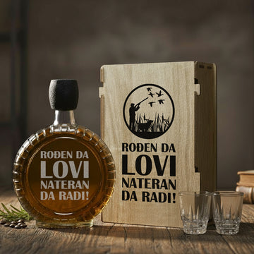Poklon set za lovce - Rođen da lovi, sa 2 čašice (rakija nije uključena)