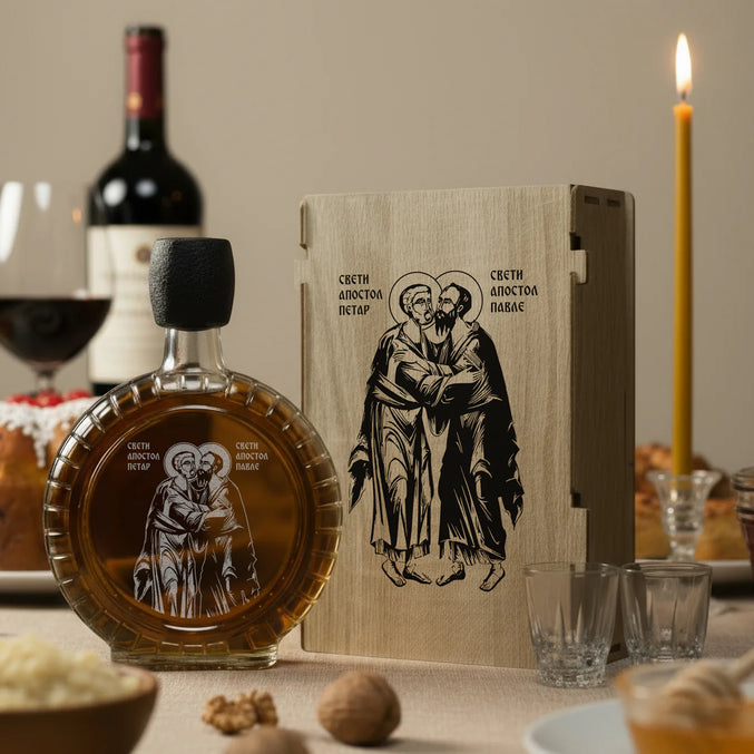 Slavski poklon set Sveti apostoli Petar i Pavle - Petrovdan, sa 2 čašice (rakija nije uključena)