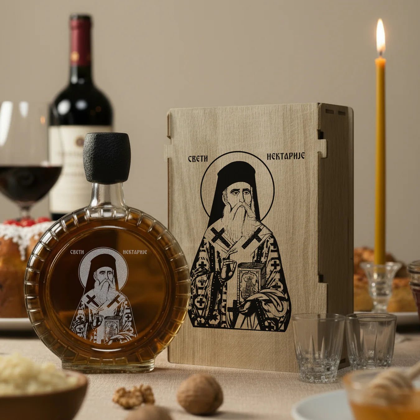 Slavski poklon set Sveti Nektarije, sa 2 čašice (rakija nije uključena)